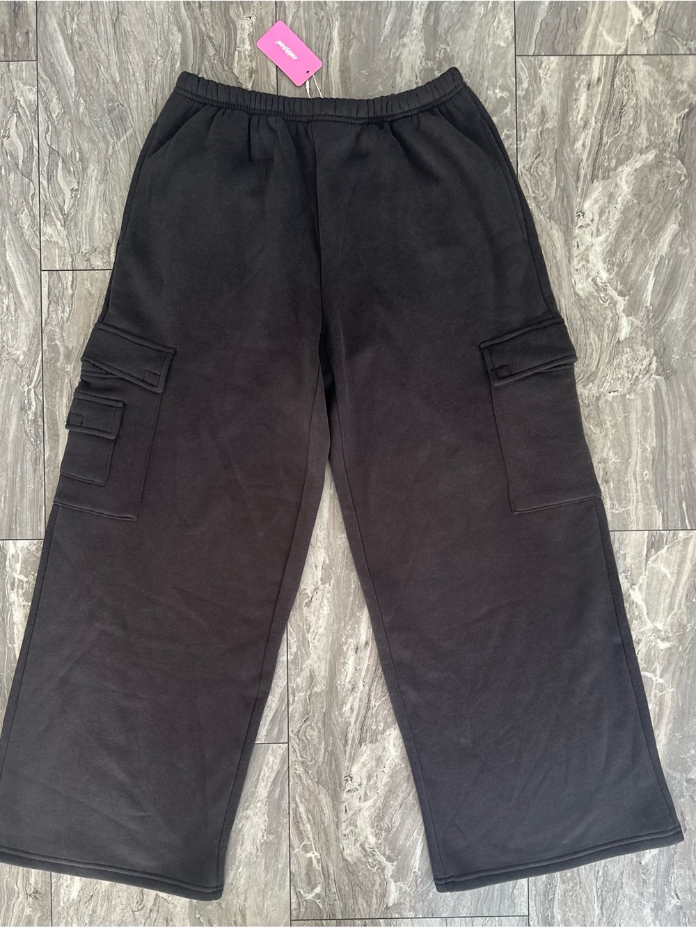 Edikted Womens Cargo Sweatpants Medium Dark Gray Wide Leg Joggers NWT 0341